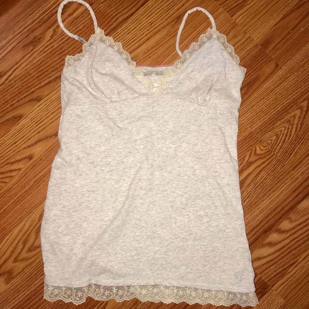 American Eagle gray T-shirt Cami with lace trim